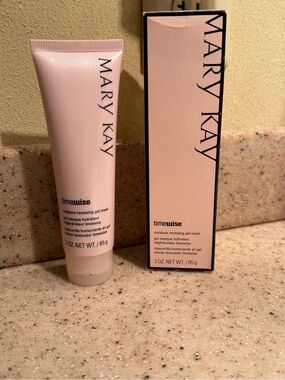 Moisture renewing gel mask